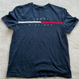 Tommy Hilfiger navy blue T-shirt